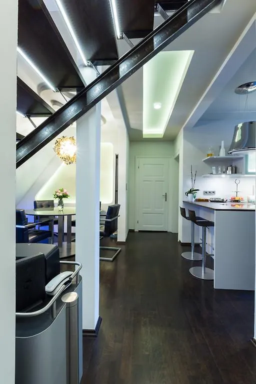 English Romance Penthouse Hannover Germany