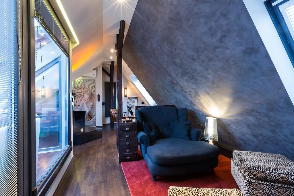 English Romance Penthouse Hannover Germany
